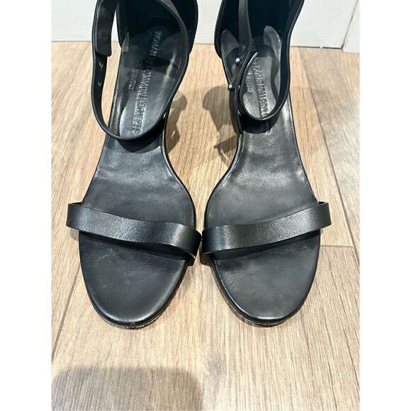 WOMAN BY COMMON PROJECTS
Ankle Strap Sandal - Picture 6 of 6